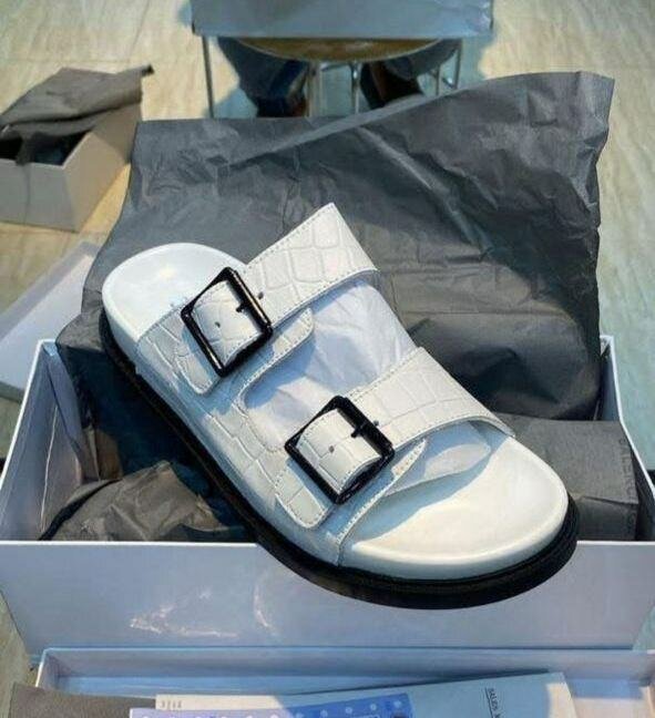 Sandales en cuir pour homme