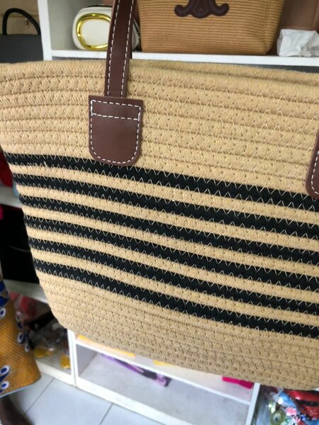 Sac cabas en paille élégant