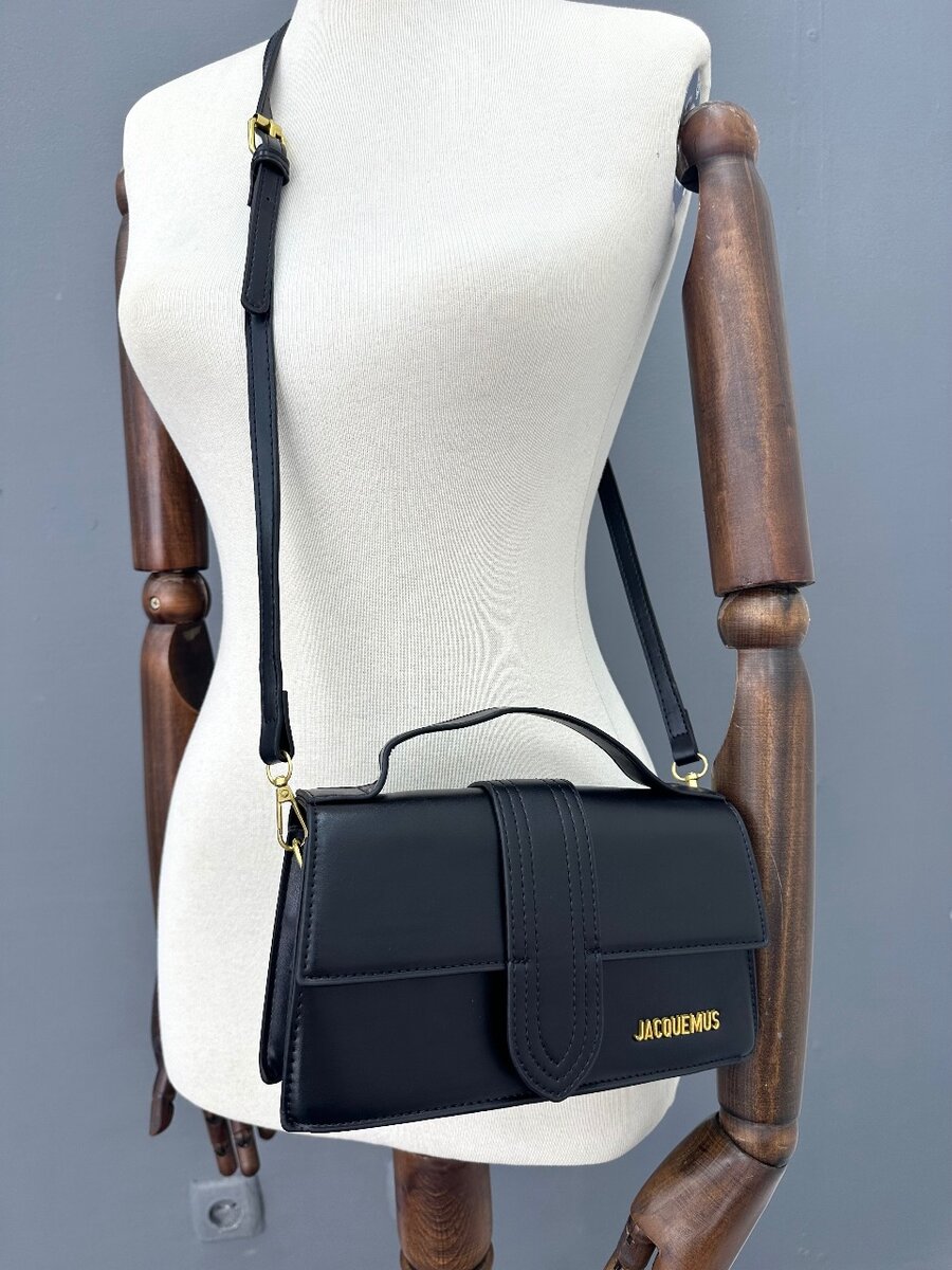 Сумка база JAQUEMUS