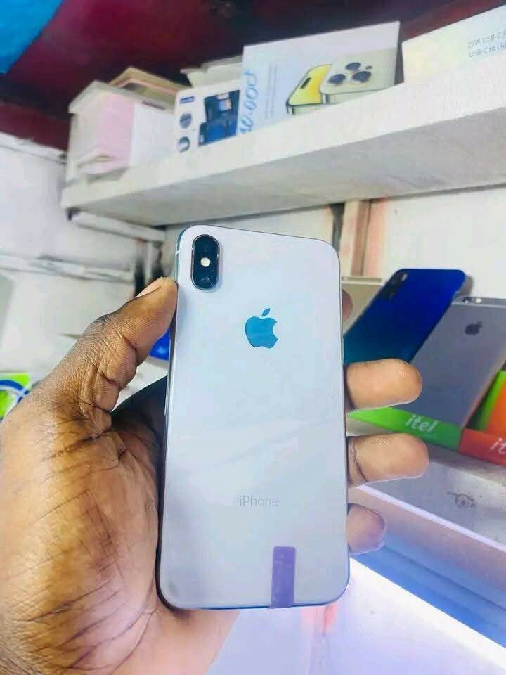 iPhone X 64GB Argent