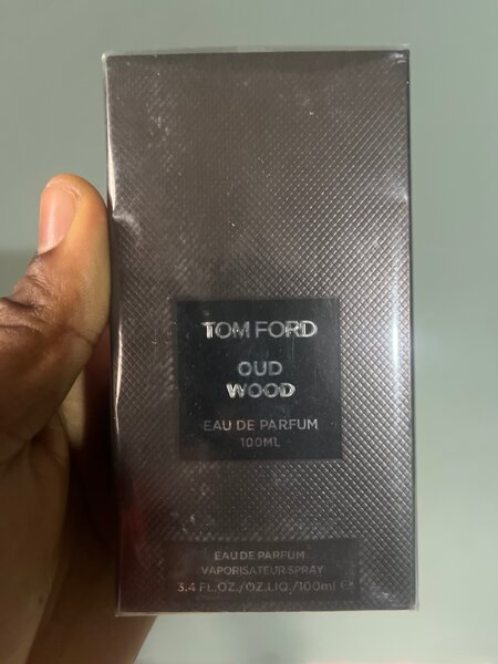 Tomford oud wood