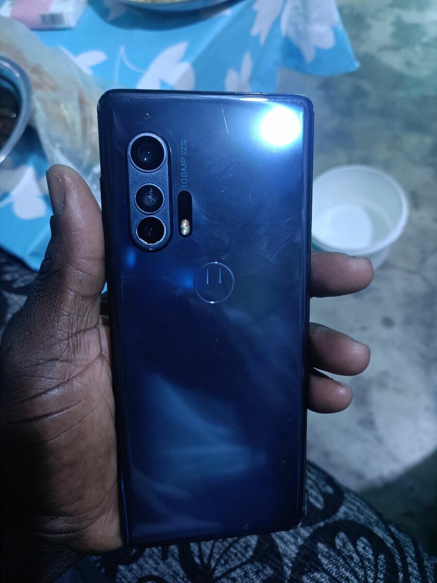 Motorola edge plus 256giga 12