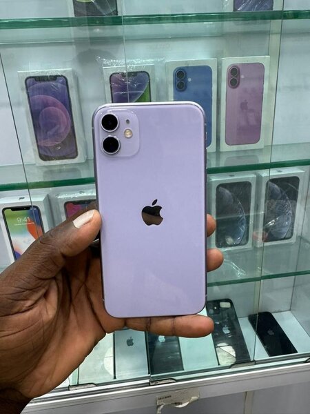 iPhone 11