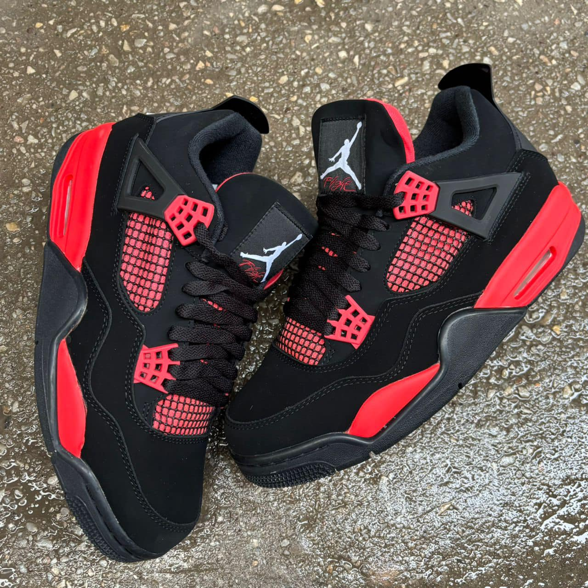 Jordan 4 