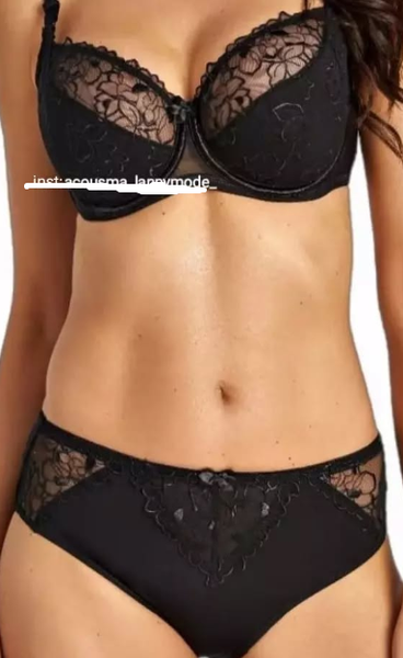 Комплект От бренда - L. Mode 🌸 ▪️Качество люкс ✔️ ▪️Без поролона ▪️Бретель съемный