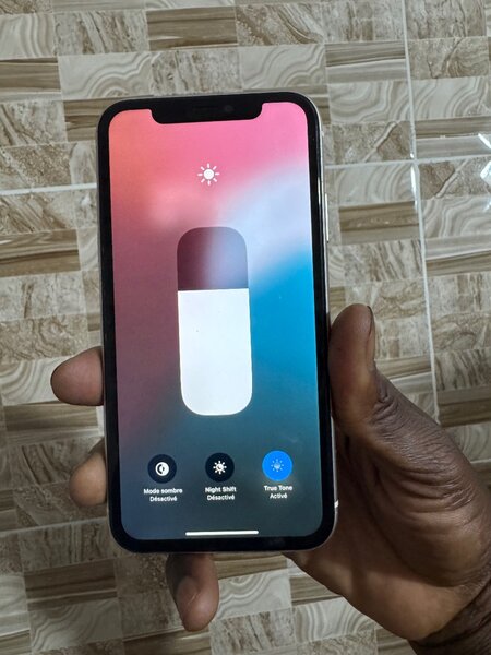 iPhone 11 simple 256 giga quas