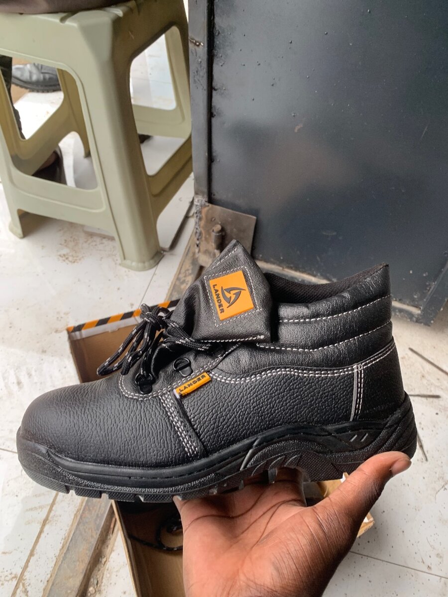 Lander Safety boots