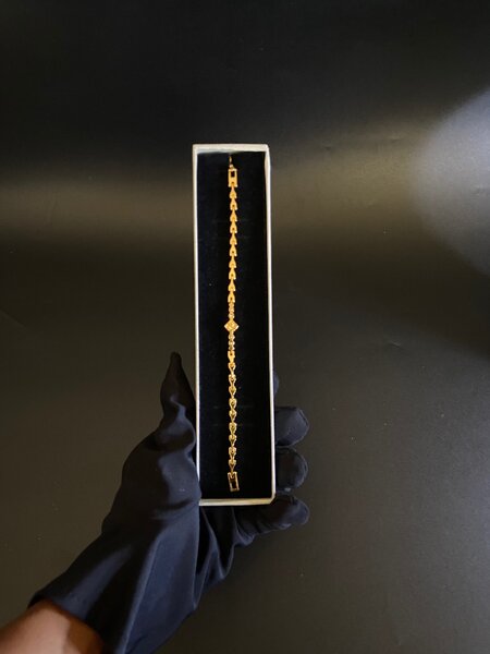 Gold bracelet