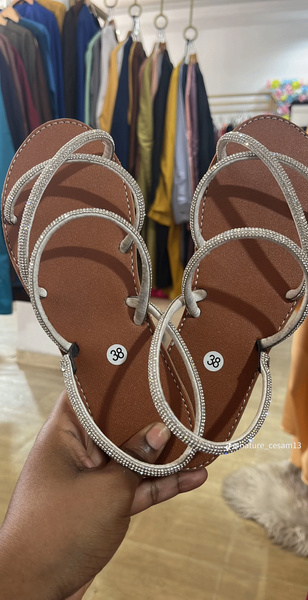 Sandales Plates Éclatantes Femme