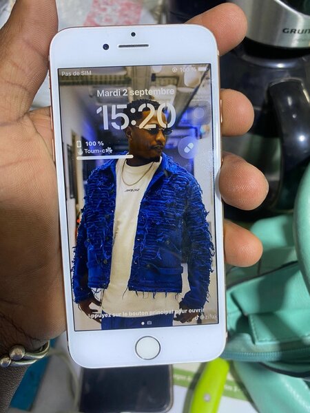 iPhone 8simple