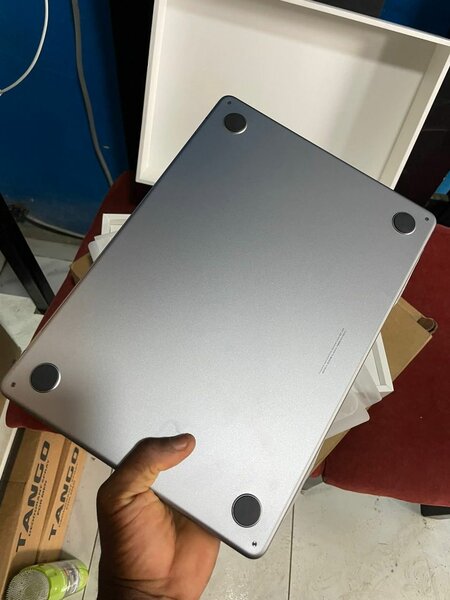 Ordinateur portable Apple moderne