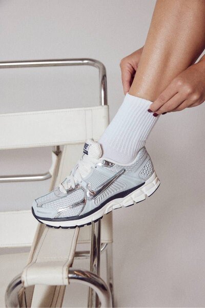 Baskets argentées tendance