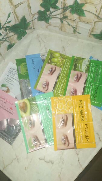 Masques pour les yeux revitalisants