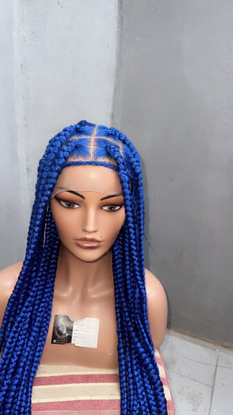 Perruque tresses bleues