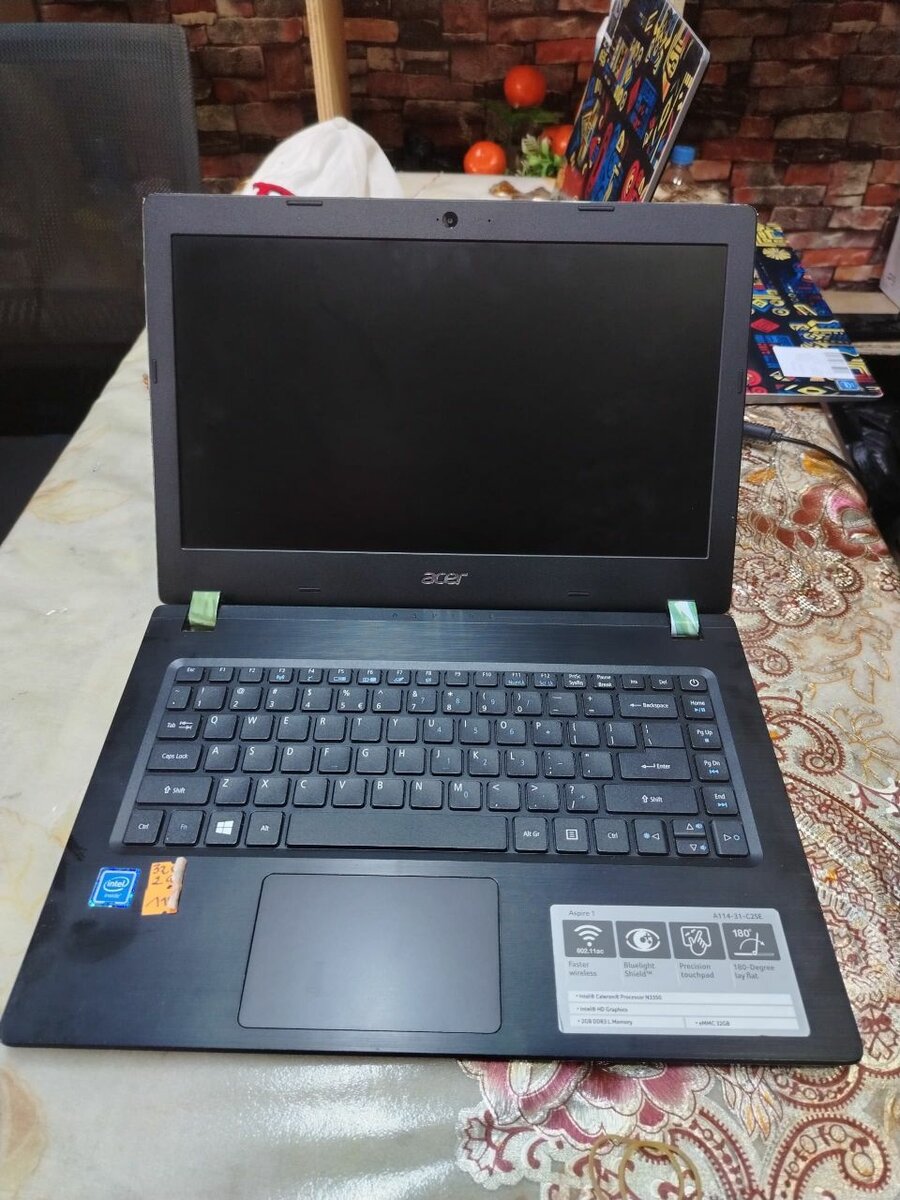 Acer aspire 1 intel celeron