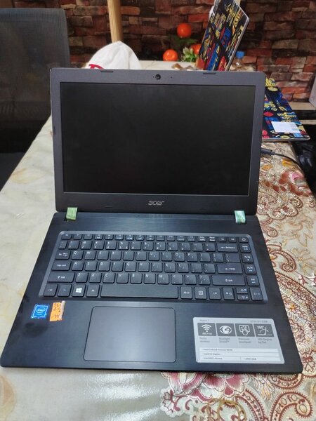 Acer aspire 1 intel celeron