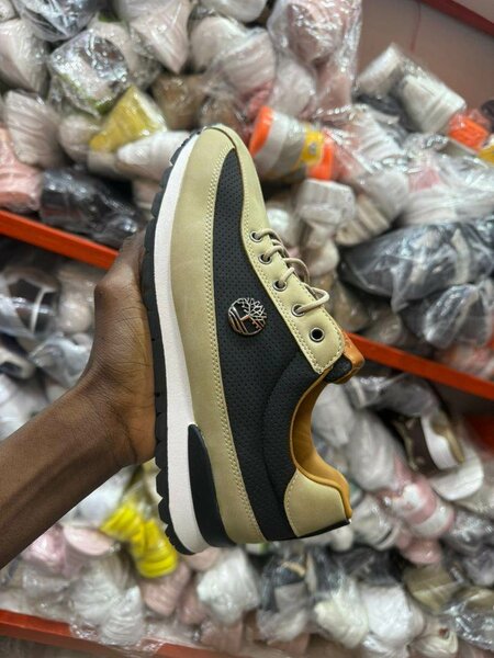 Baskets élégantes pour homme