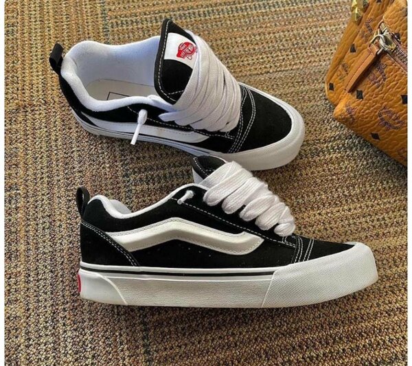 Vans knu school