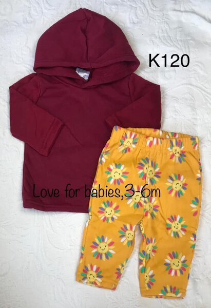Set of burgundy sweatshirt and yellow pants with print, 3-6m