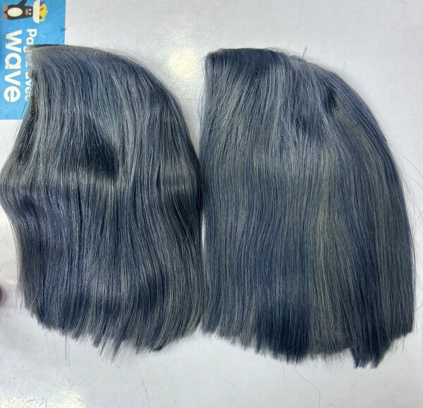 Perruque grise courte élégante