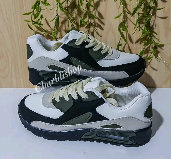 Chaussures de sport tendance