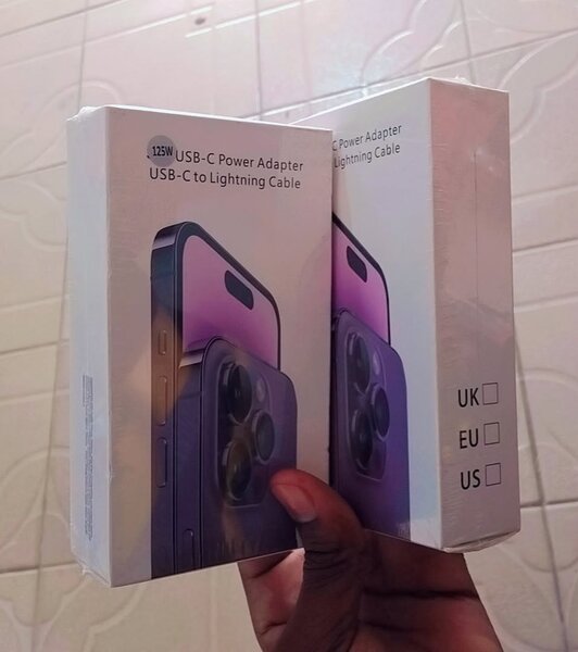 Chargeur USB-C 125W Apple