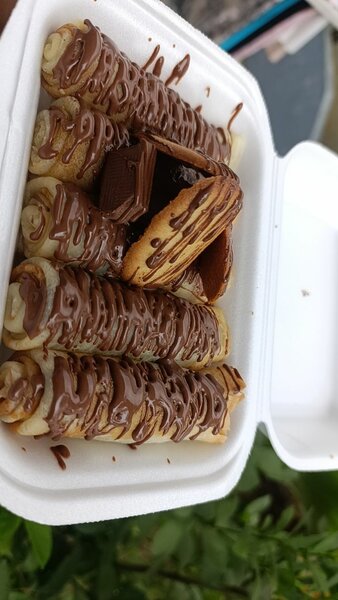 Crêpes roulées au chocolat