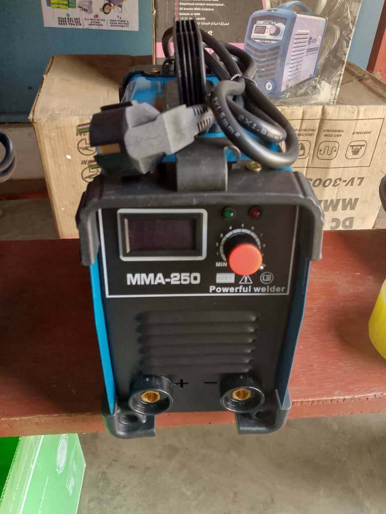 300A and 250A portable welding Machine