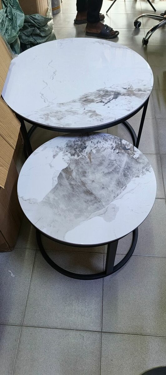 Tables gigognes marbre moderne