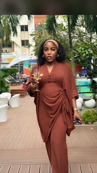 Robe élégante en lin brun