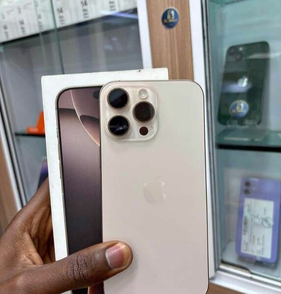 iPhone 16 Pro Max 256GB