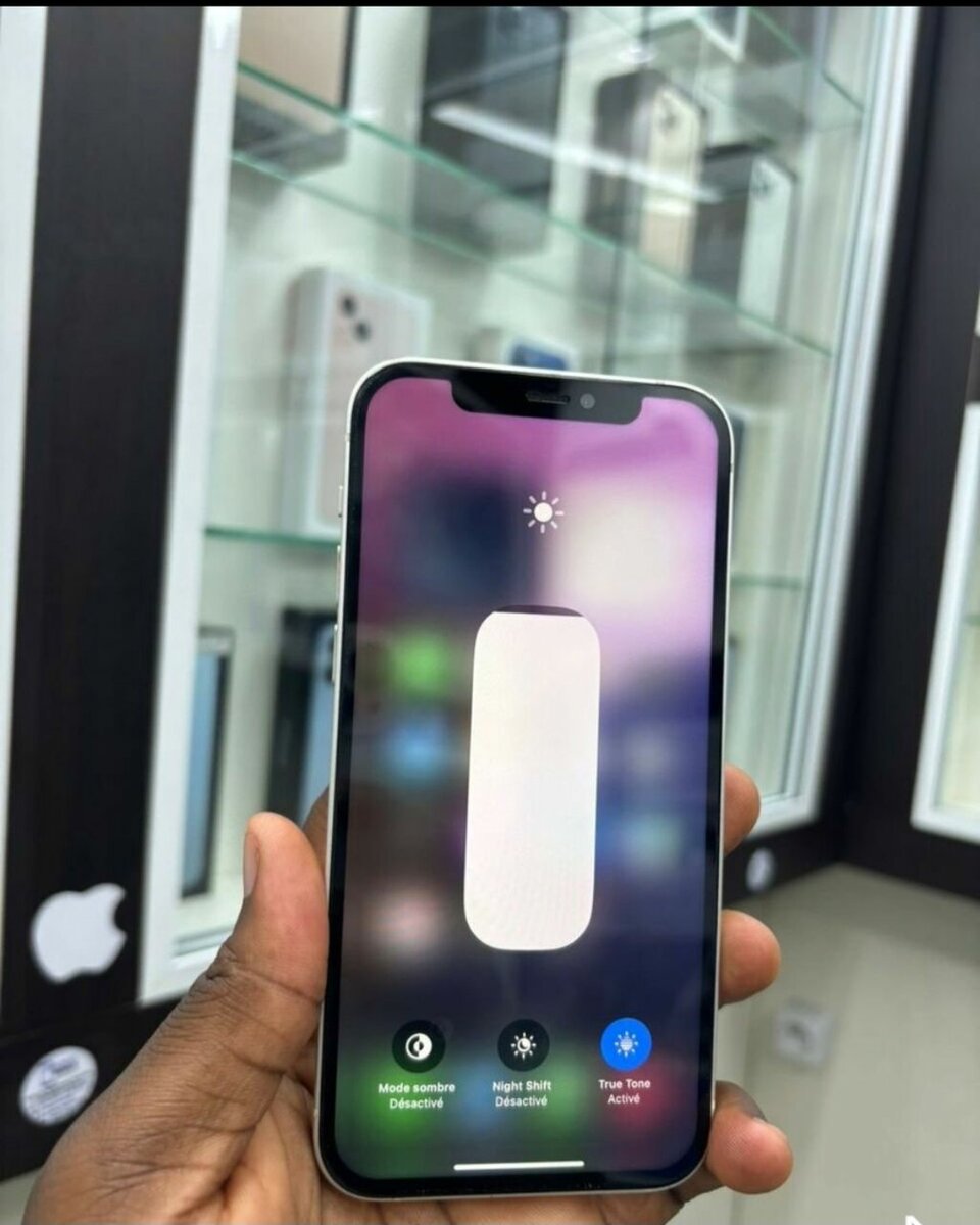 iPhone 12 Blanc 64 Go