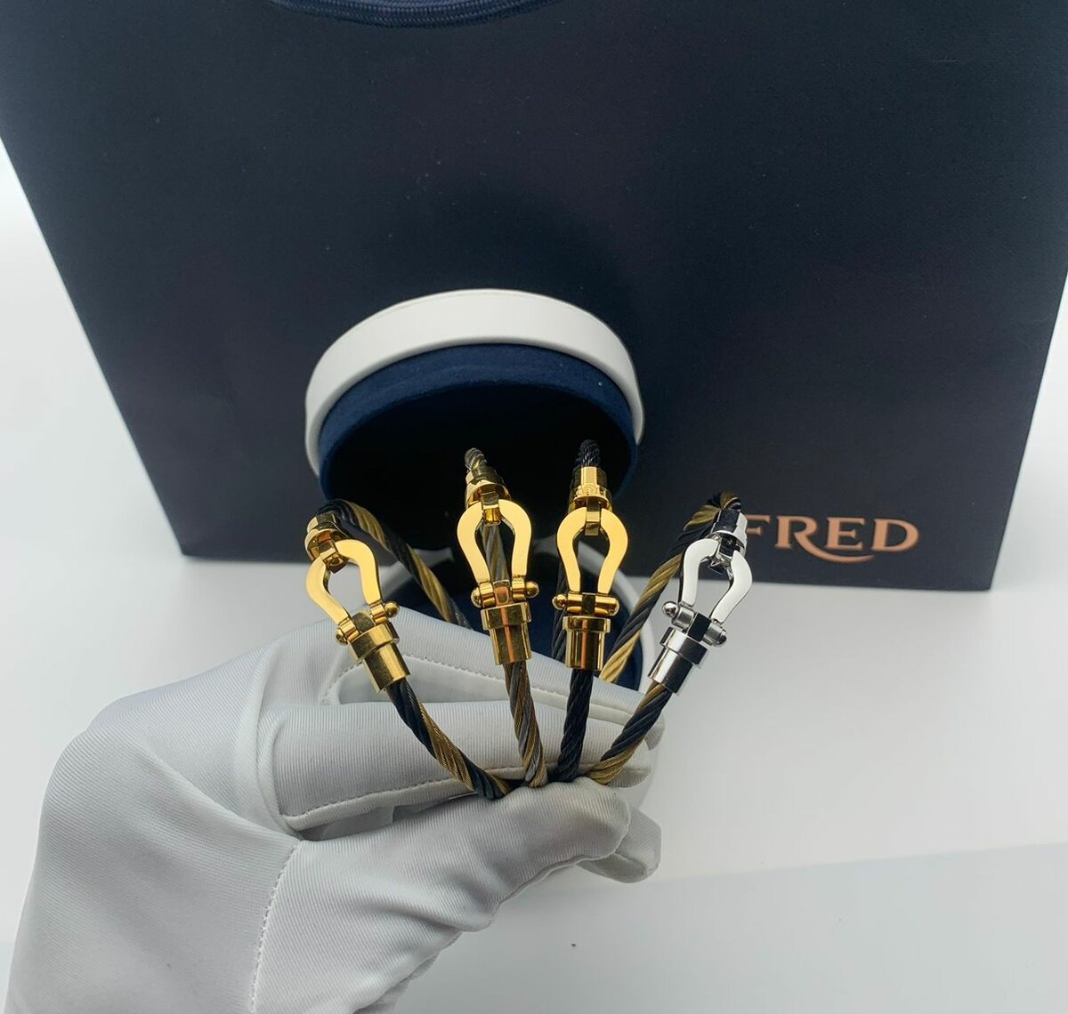 Bracelet en câble élégant