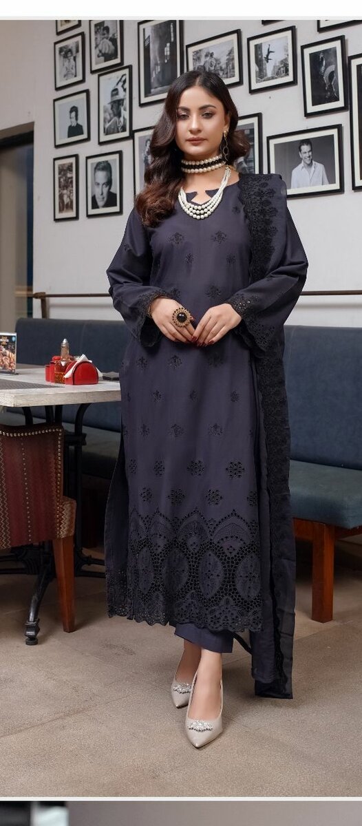 Lawn Embroidered  Chicken Kari Shirt with Trouser ( Unstich)