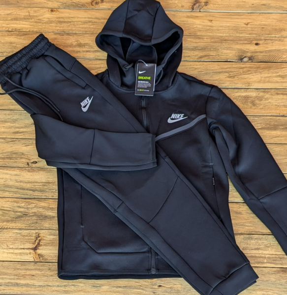 Nike suit