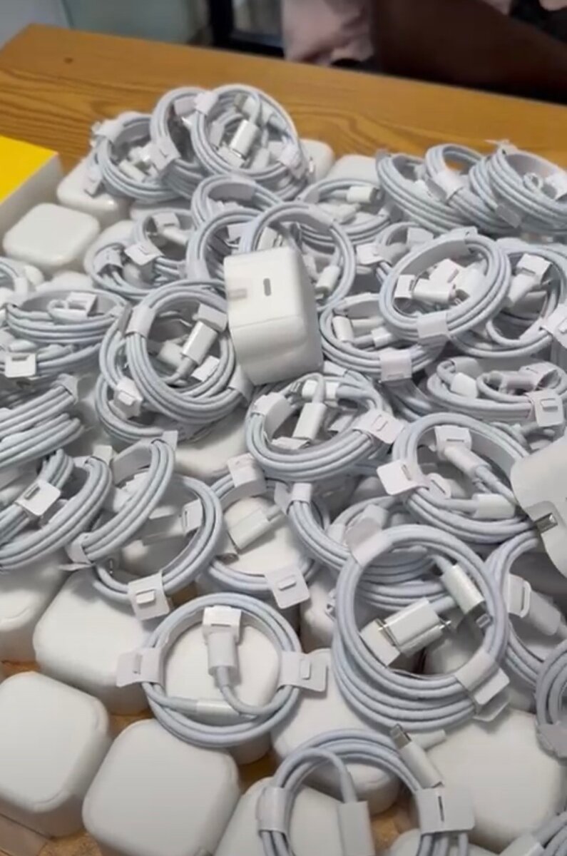 Fast iPhone Type-C charger