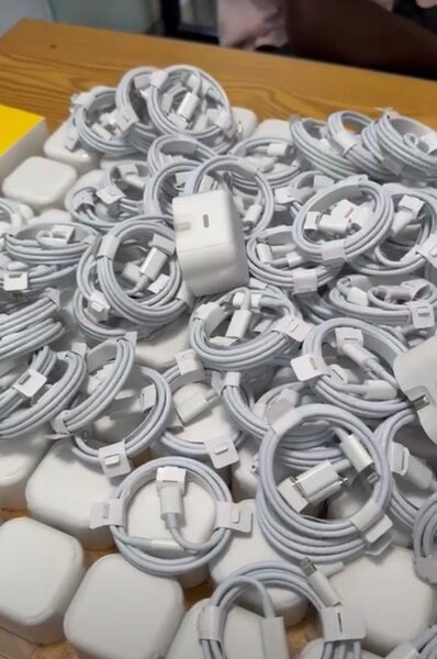 Fast iPhone Type-C charger