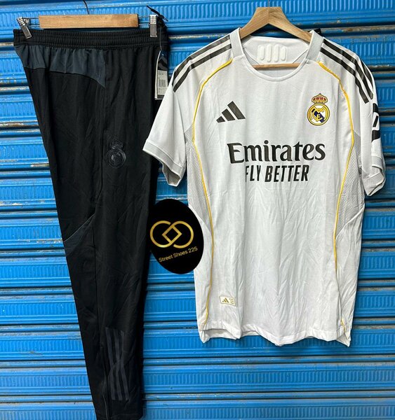 Tenue de Football Club