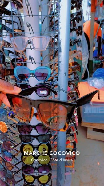 Lunettes de soleil chics