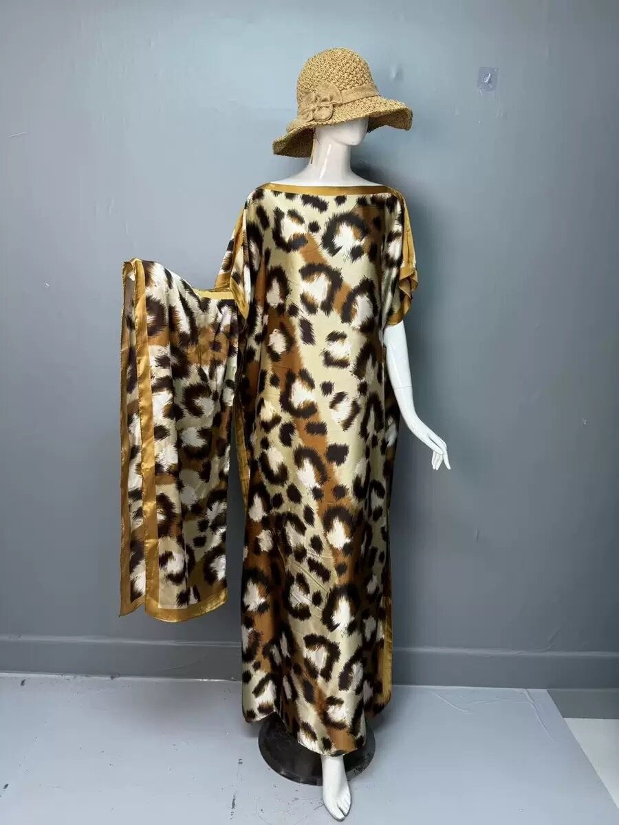Robe longue léopard chic