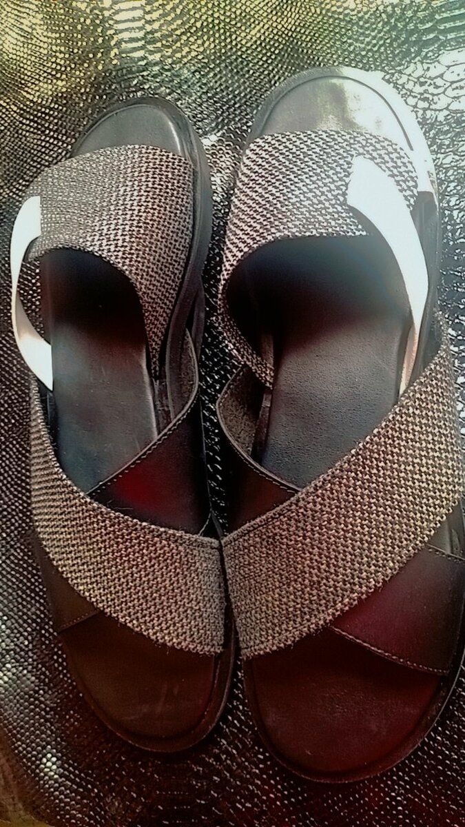 Sandales en cuir pour couples