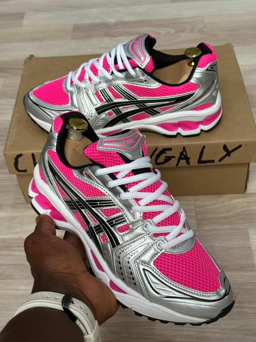 Baskets running femme colorées