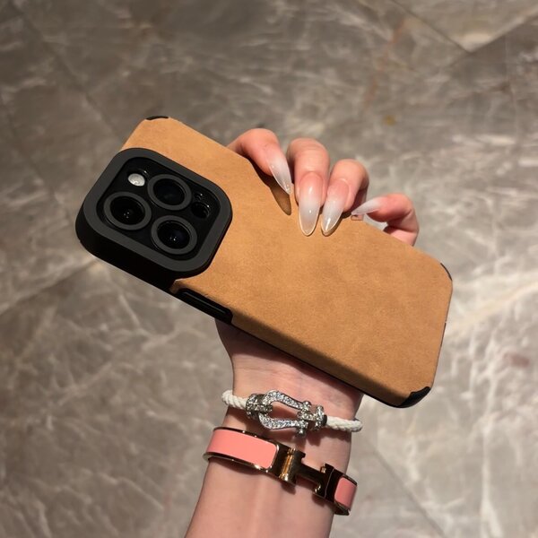 Retro fur for iPhones 11-16pro max