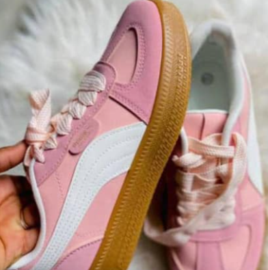 Women's sneakers 