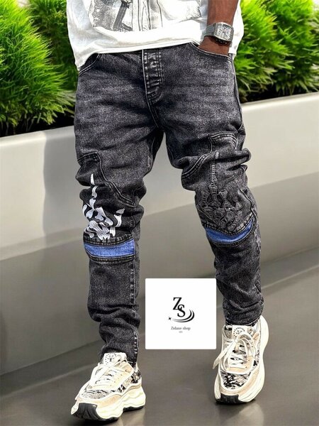 Jean noir à motifs tendance