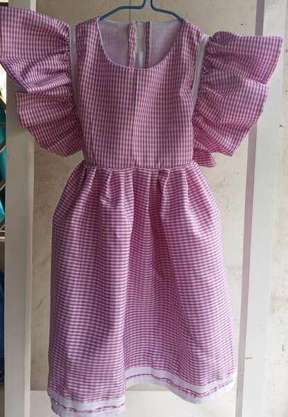 Robe à carreaux rose