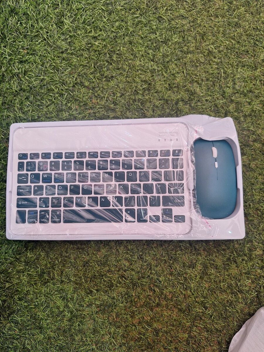 Bluetooth Chargeable Keyboard and Mouse