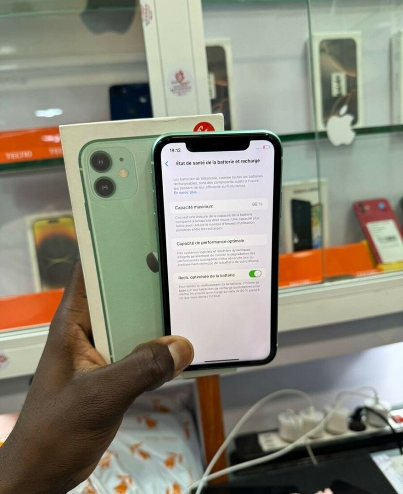 iPhone 12 vert brillant