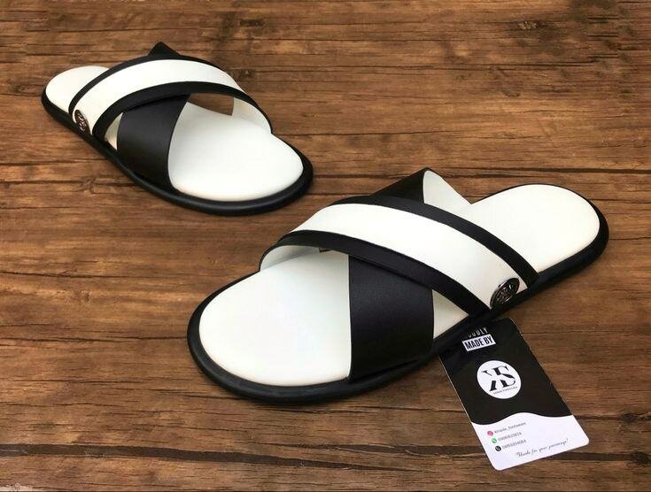 Sandales élégantes Balenciaga