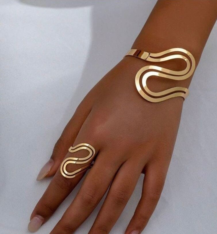 Bracelet et Bague en Or Design